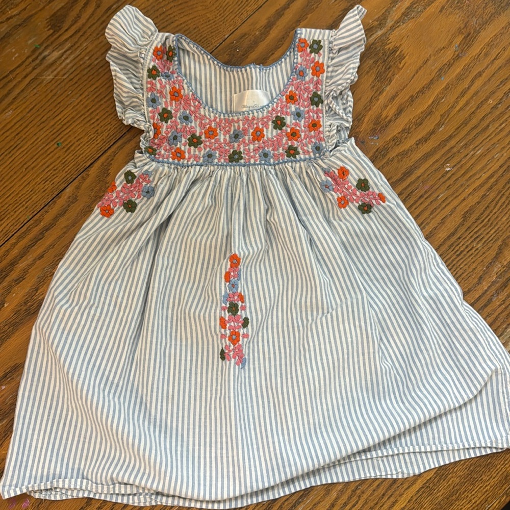 Pink Chicken Allegra <3 Lucas embroidered dress 5y